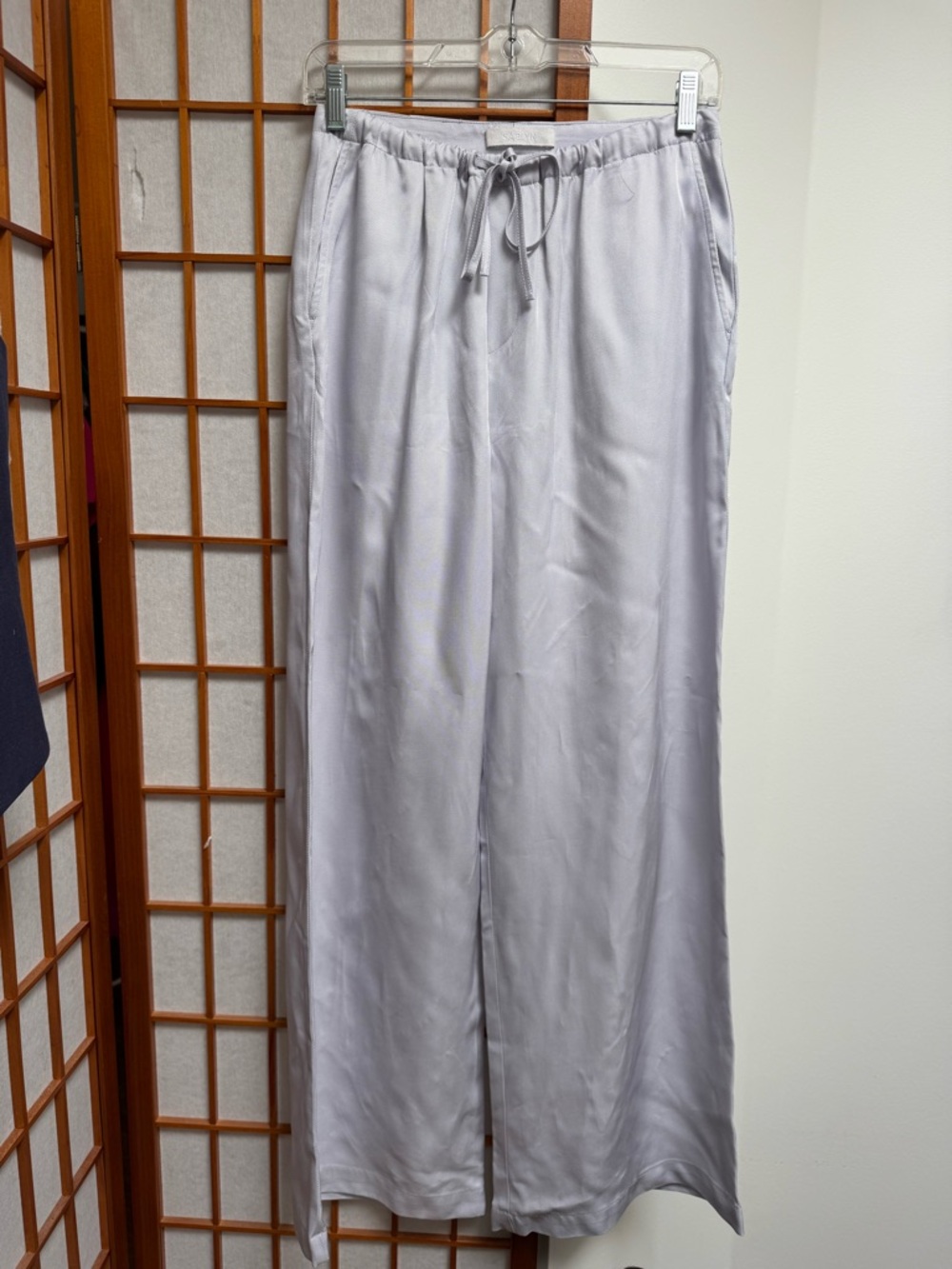 Sablyn Wide Leg Pants color Whisper 

Fabric: 77% Viscose, 23% Rayon